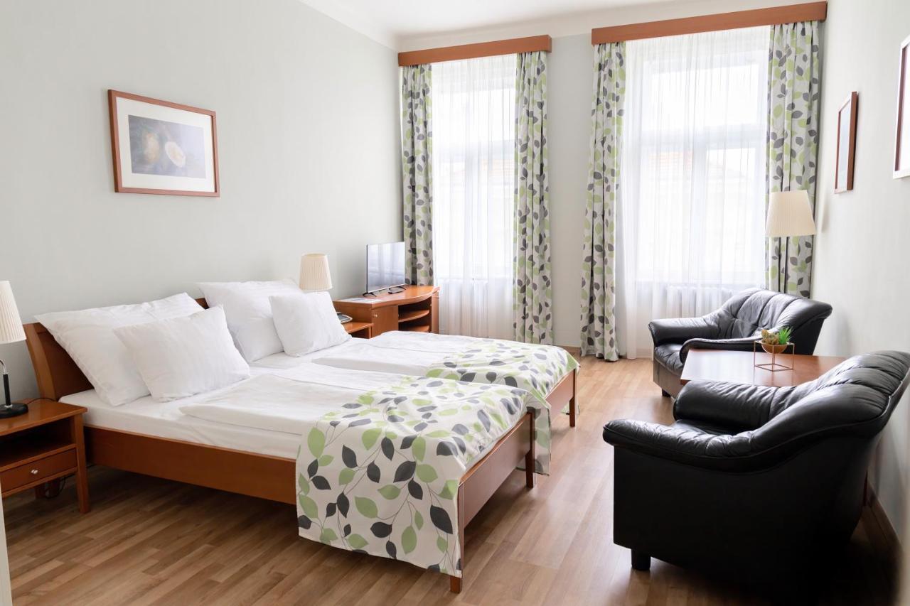 פראג Hotel Orion מראה חיצוני תמונה