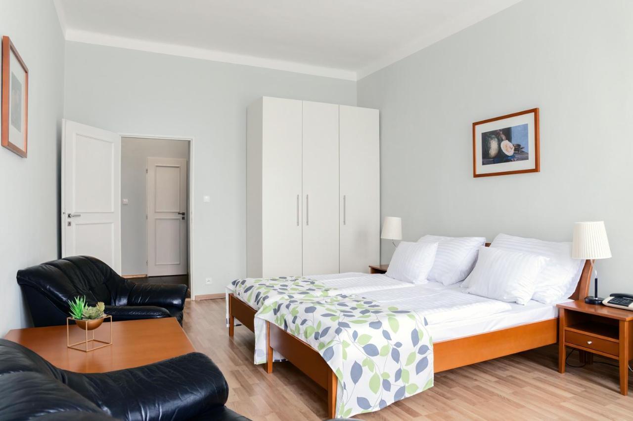 פראג Hotel Orion מראה חיצוני תמונה