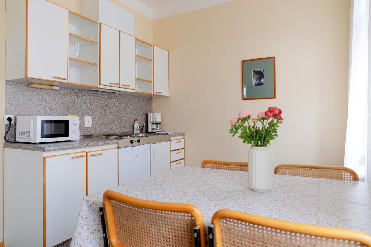 פראג Hotel Orion מראה חיצוני תמונה