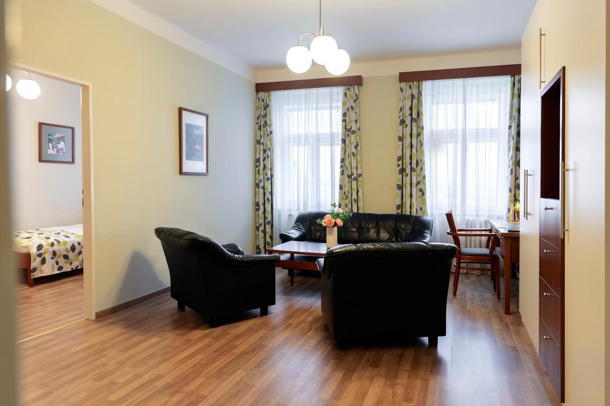 פראג Hotel Orion מראה חיצוני תמונה